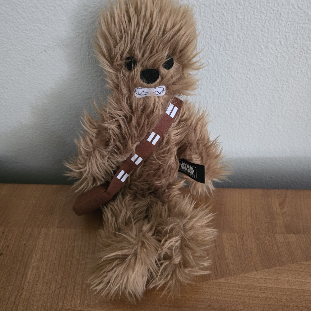 Disney Parks Galaxy’s Edge Chewbacca Plush Toydarian Toymaker Batuu 12”